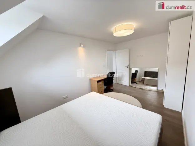 Pronájem bytu 4+kk, Velké Přílepy, Dvořákova, 85 m2