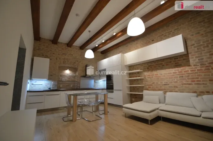 Pronájem bytu 2+kk, Plzeň - Jižní Předměstí, Hálkova, 64 m2