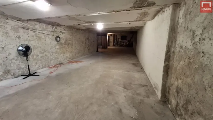 Pronájem skladu, Olomouc, 28. října, 100 m2