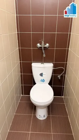 Pronájem kanceláře, Nýřany, Hřbitovní, 1 m2
