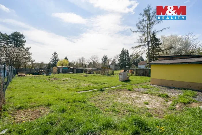 Pronájem zahrady, Teplice, 397 m2