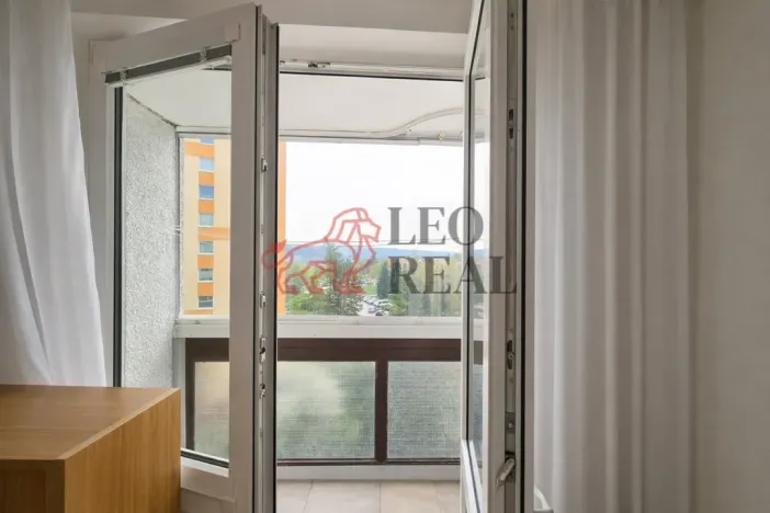 Pronájem bytu 2+kk, Praha - Modřany, Urbánkova, 43 m2