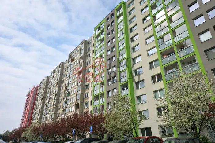 Pronájem bytu 2+kk, Praha - Modřany, Urbánkova, 43 m2
