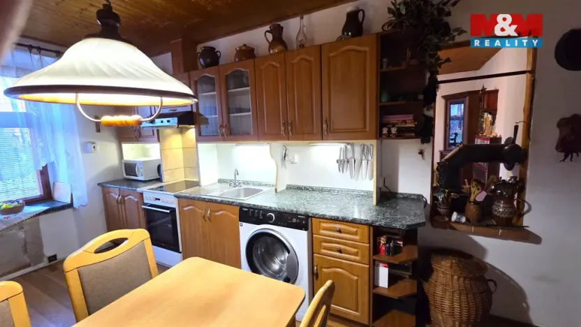 Prodej rodinného domu, Dešov, 140 m2