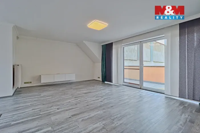 Pronájem bytu 2+kk, Čáslav - Čáslav-Staré Město, nám. Jana Žižky z Trocnova, 65 m2