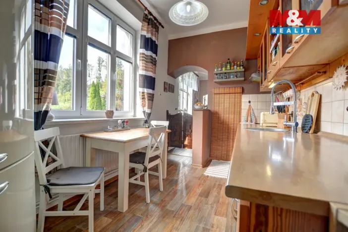 Prodej činžovního domu, Hostinné, Horská, 408 m2