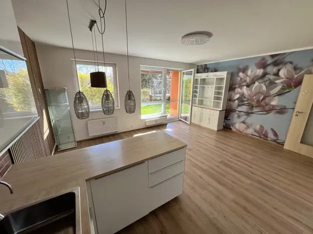 Prodej bytu 3+kk, Horoměřice, Holubova, 78 m2