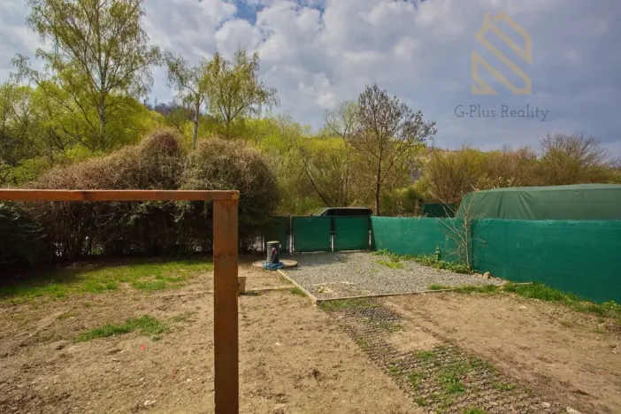 Prodej zahrady, Dolní Břežany - Lhota, Břežanské údolí, 225 m2