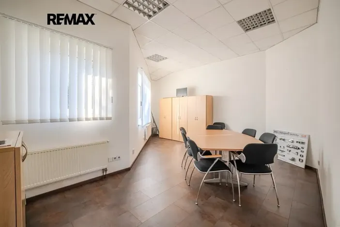 Prodej skladu, Plzeň, Dopravní, 9469 m2