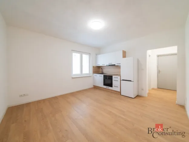 Pronájem bytu 2+kk, Ostrava - Mariánské Hory, Cottonové, 37 m2