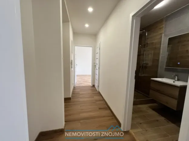 Pronájem bytu 2+1, Znojmo, Pražská sídl., 52 m2