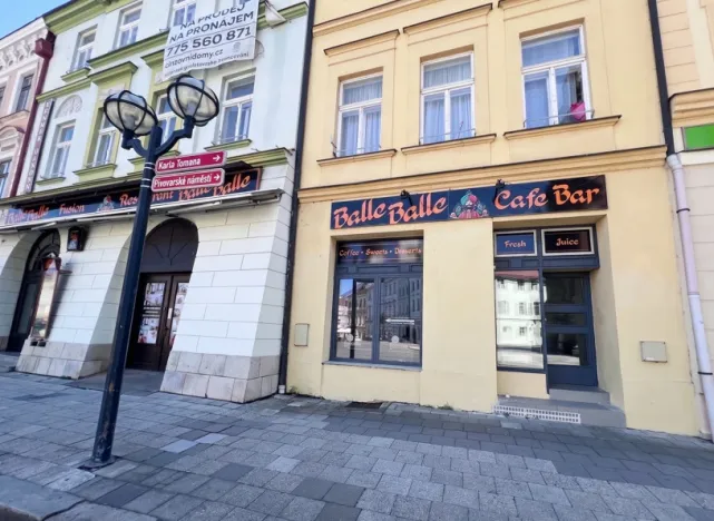 Pronájem obchodního prostoru, Hradec Králové, Velké náměstí, 94 m2