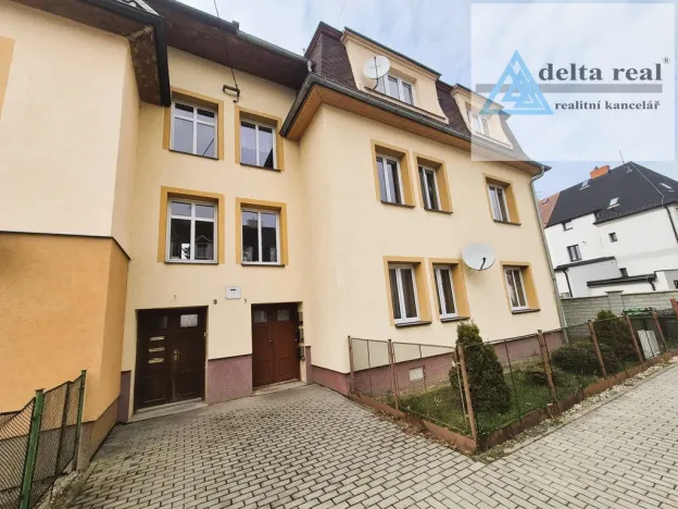 Prodej bytu 2+1, Krnov - Pod Bezručovým vrchem, Rooseveltova, 68 m2