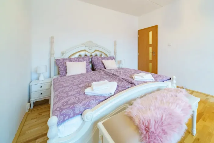 Prodej bytu 1+1, Loket, Mírová, 40 m2