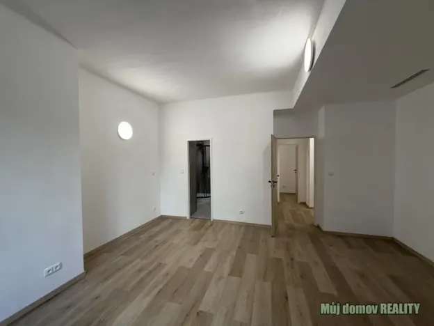 Prodej bytu 1+1, Praha - Nusle, 5. května, 40 m2