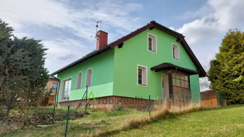 Prodej rodinného domu, Frymburk, 266 m2