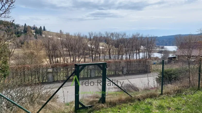 Prodej rodinného domu, Frymburk, 266 m2