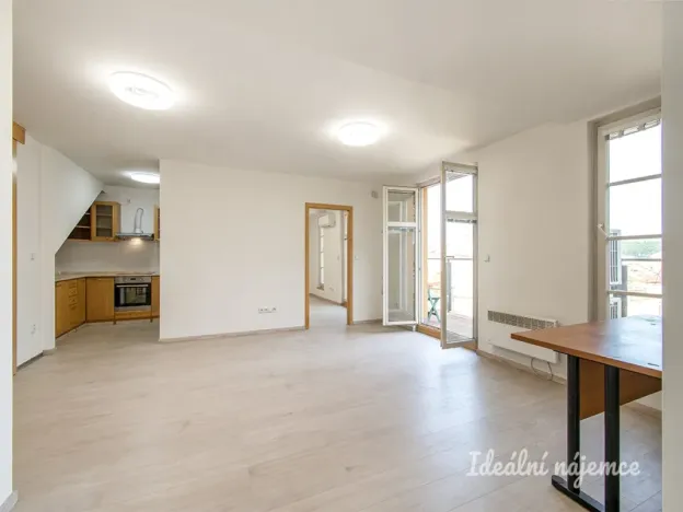 Pronájem bytu 3+kk, Praha - Nusle, V podluží, 74 m2