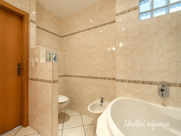 Pronájem bytu 3+kk, Praha - Nusle, V podluží, 74 m2