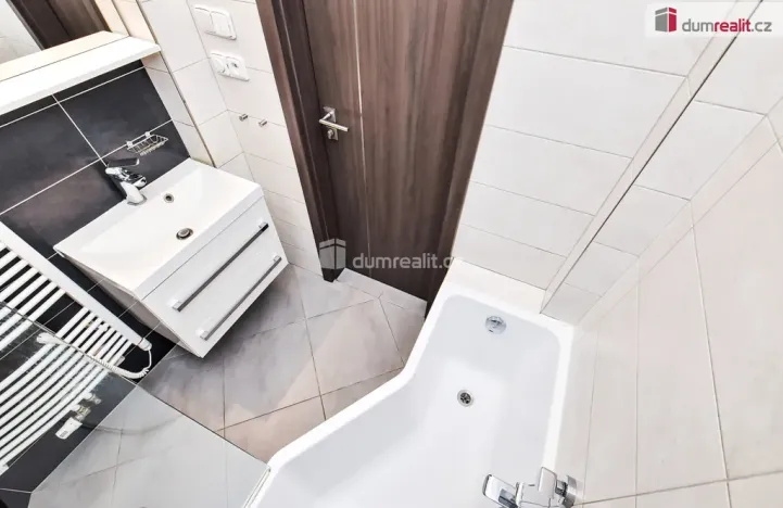 Pronájem bytu 2+kk, Praha - Libeň, U libeňského pivovaru, 50 m2