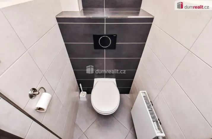 Pronájem bytu 2+kk, Praha - Libeň, U libeňského pivovaru, 50 m2