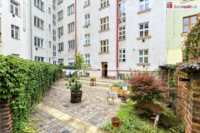 Pronájem bytu 2+kk, Praha - Libeň, U libeňského pivovaru, 50 m2