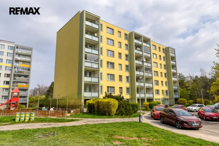 Pronájem bytu 3+1, Praha - Háje, Matúškova, 65 m2