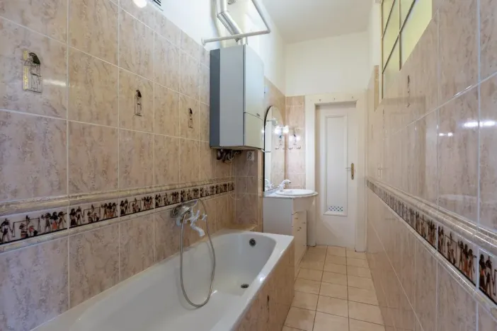 Prodej bytu 2+kk, Praha - Nusle, 5. května, 62 m2