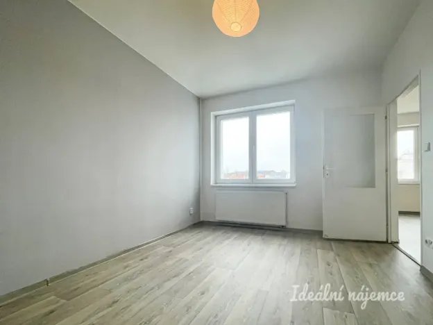 Prodej bytu 2+kk, Kuřim, nám. 1. května, 53 m2