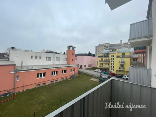 Prodej bytu 2+kk, Kuřim, nám. 1. května, 53 m2