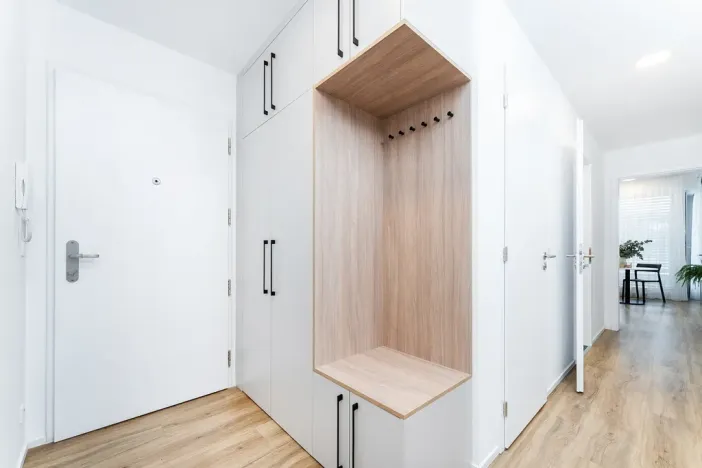 Pronájem bytu 2+kk, Praha - Vysočany, Odkolkova, 52 m2