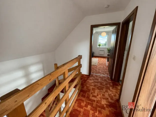 Prodej rodinného domu, Liberec - Liberec XXXV-Karlov pod Ještědem, Českolipská, 121 m2