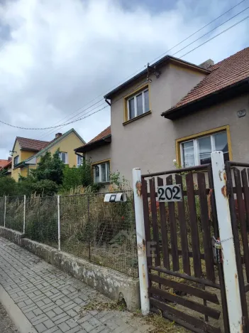 Prodej podílu 1/2 rodinného domu, Čechtice, Vinohradská, 400 m2