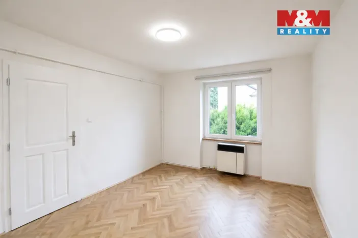 Prodej bytu 2+1, Benešov, Ladova, 54 m2