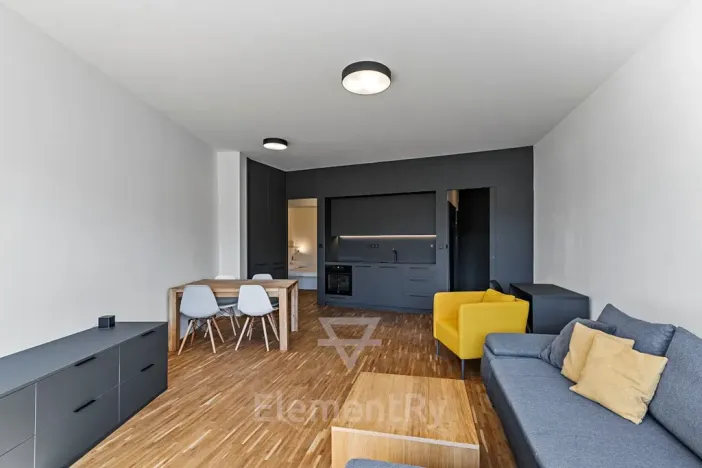 Pronájem bytu 2+kk, Hradec Králové, Malé náměstí, 52 m2