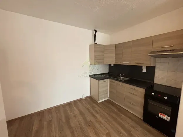 Pronájem bytu 2+kk, Strašice, 50 m2