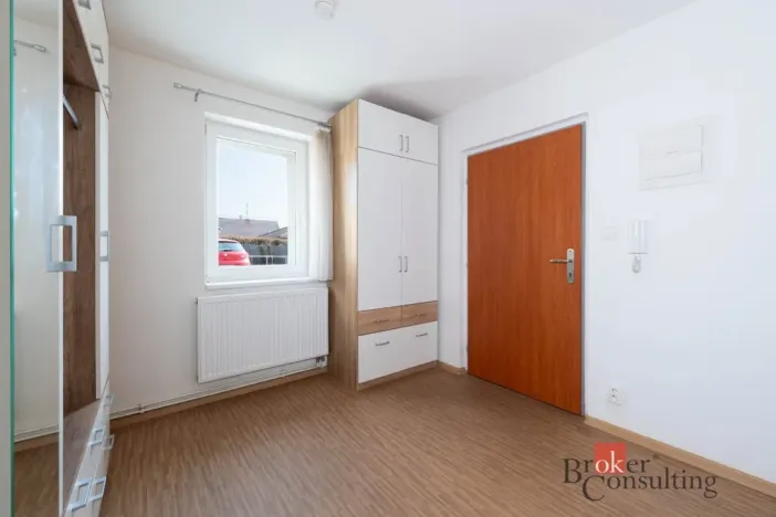 Pronájem bytu 2+kk, Tlučná, Tlučenská kolonie, 58 m2