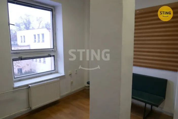 Pronájem výrobních prostor, Opava, Rybářská, 694 m2