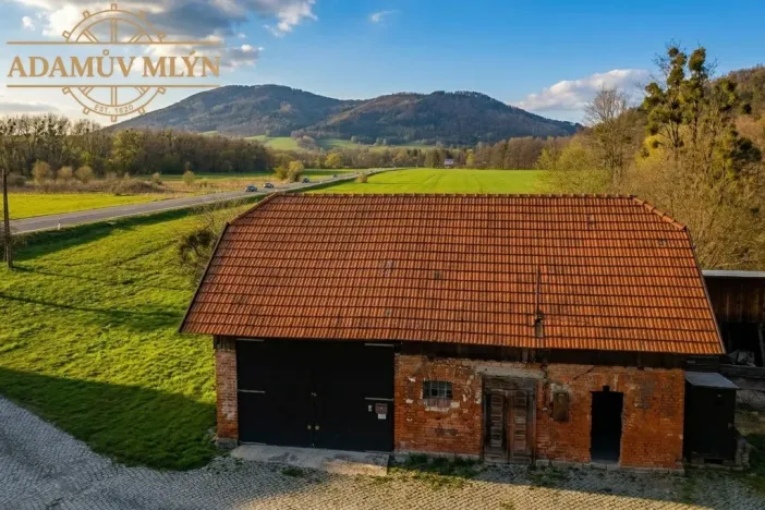 Prodej ordinace, Lichnov, 670 m2