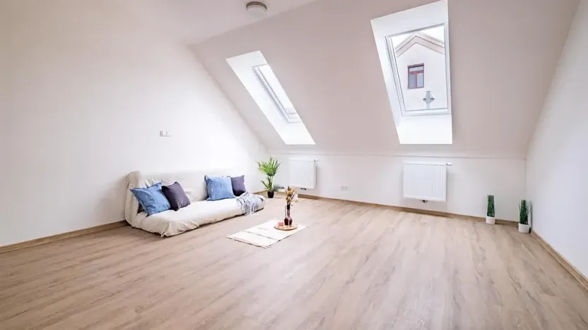 Pronájem bytu 2+kk, Poděbrady, Husova, 64 m2