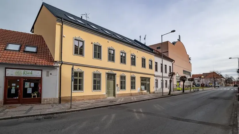 Pronájem bytu 2+kk, Poděbrady, Husova, 64 m2