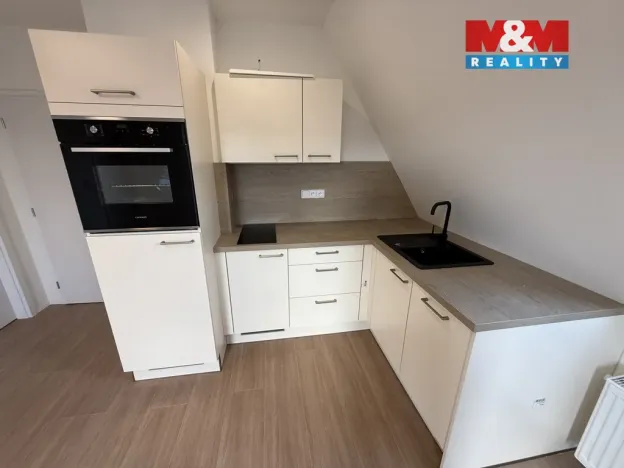 Pronájem bytu 3+kk, Jablonec nad Nisou, U Jeslí, 45 m2