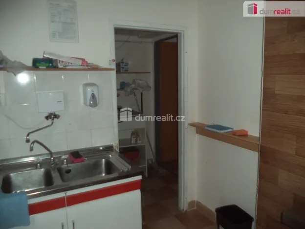 Pronájem obchodního prostoru, Ostrava, Mjr. Nováka, 40 m2