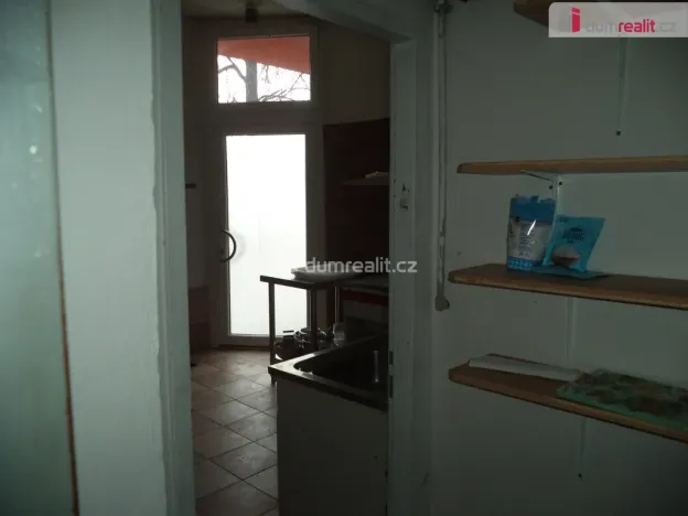 Pronájem obchodního prostoru, Ostrava, Mjr. Nováka, 40 m2