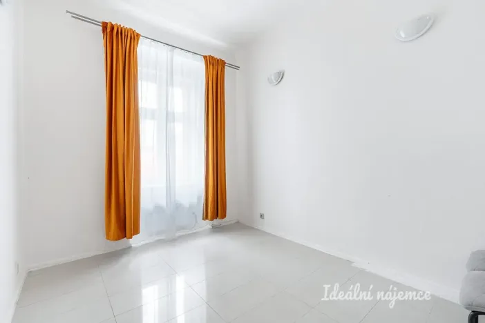 Pronájem bytu 2+kk, Praha - Libeň, Pod Kotlaskou, 48 m2