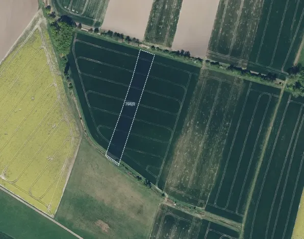 Prodej podílu pole, Uhersko, 11302 m2