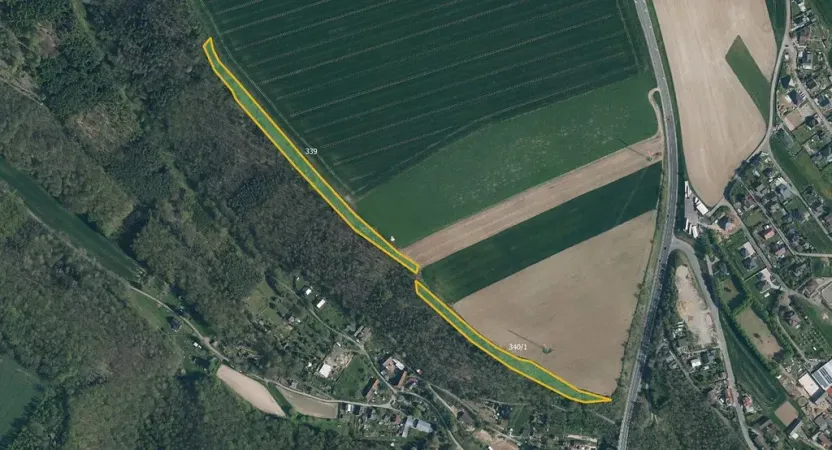 Prodej pole, Hrdlořezy, 23622 m2