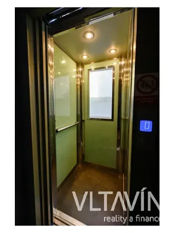 Pronájem bytu 2+1, Praha - Staré Město, Benediktská, 63 m2