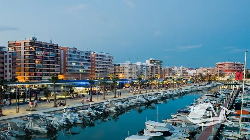 Prodej bytu 4+kk, Alicante, Španělsko, 89 m2