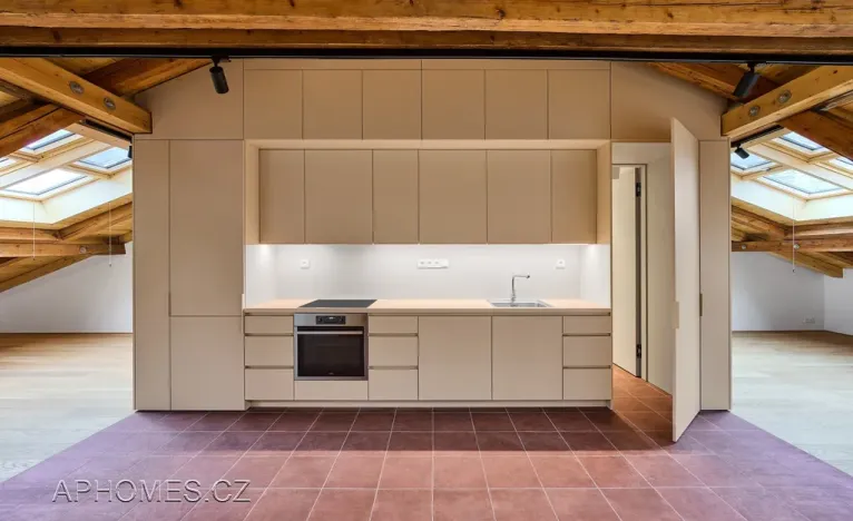 Pronájem bytu 1+kk, Praha - Nové Město, Podskalská, 97 m2